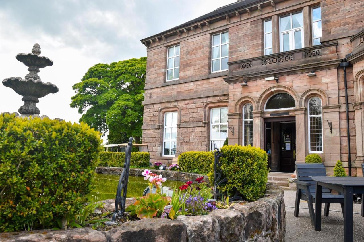 Whiston Hall Kültér fotó